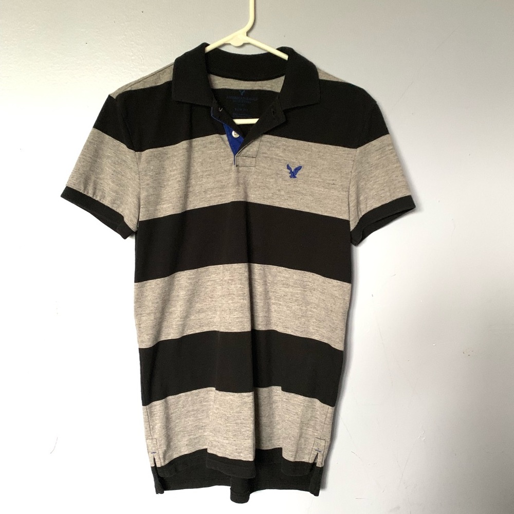 American eagle grey and black striped shirt